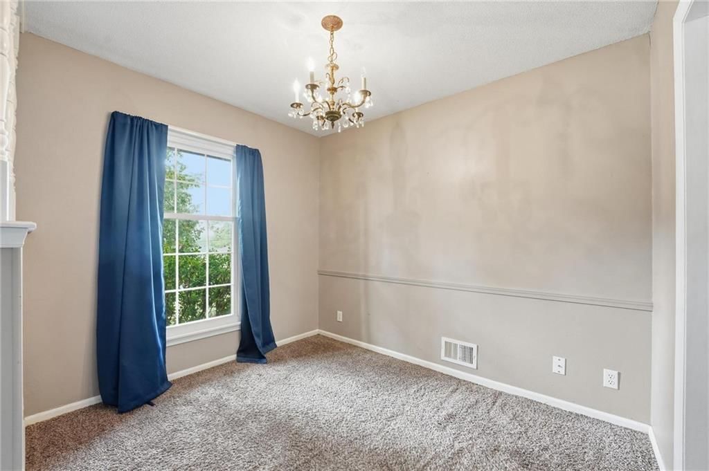 Photo 6 of 35 - 4723 Cedar Avenue