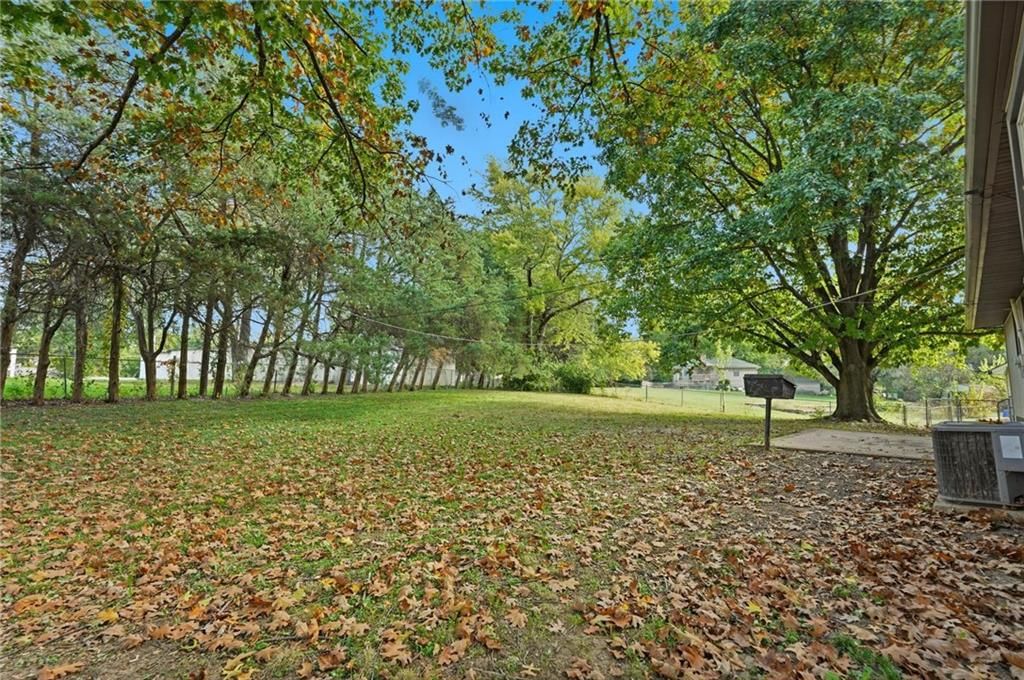 Photo 34 of 35 - 4723 Cedar Avenue