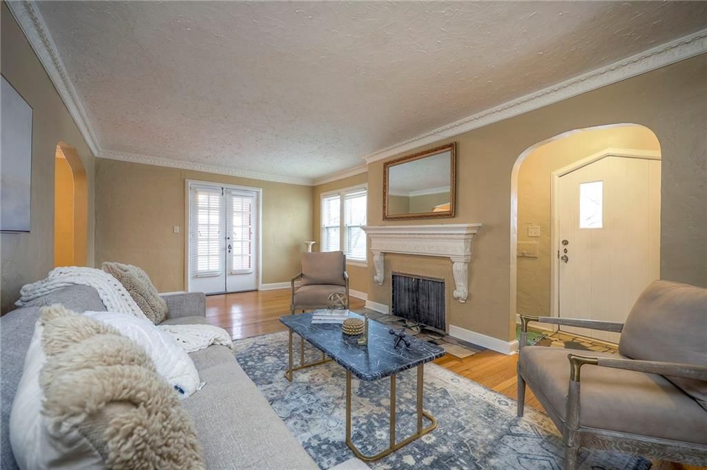 308 E Winthrope Road — photo 5