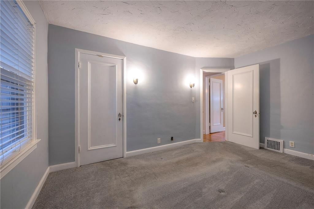 308 E Winthrope Road — photo 17