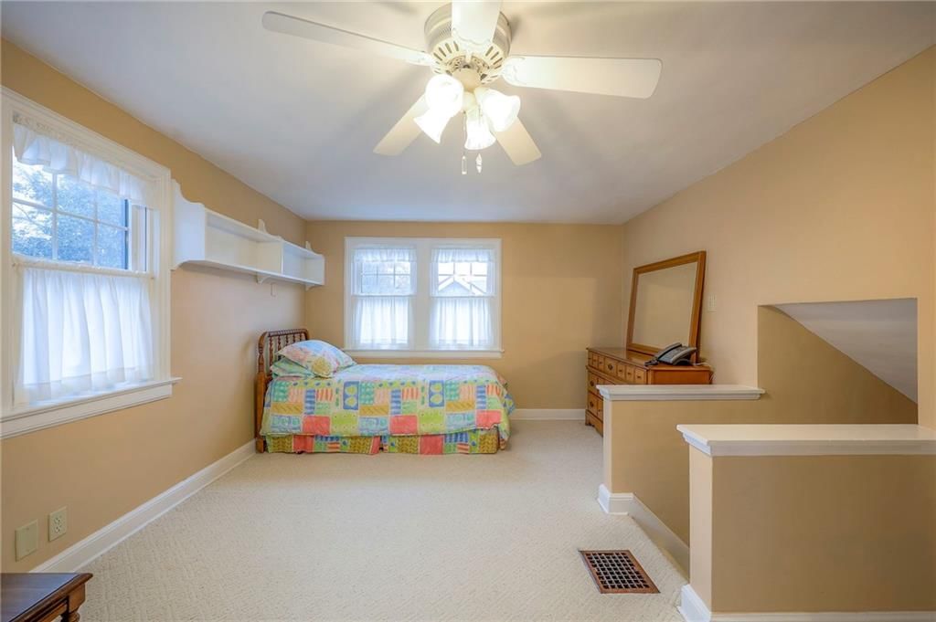 308 E Winthrope Road — photo 24