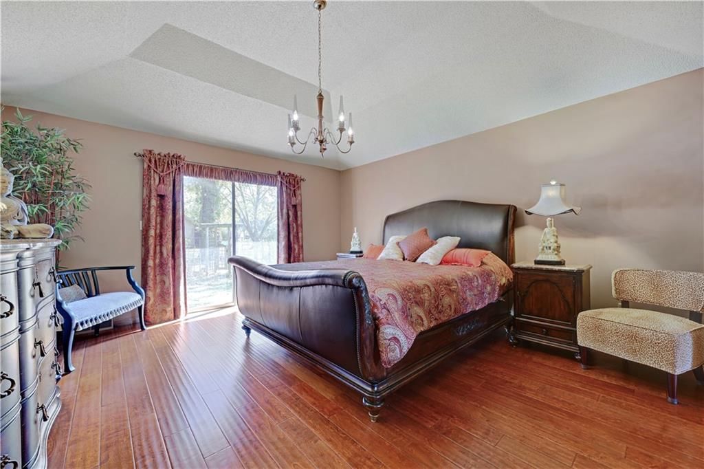 3451 S Scott Avenue — photo 20