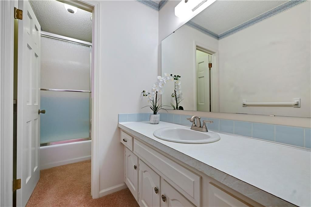 3451 S Scott Avenue — photo 29