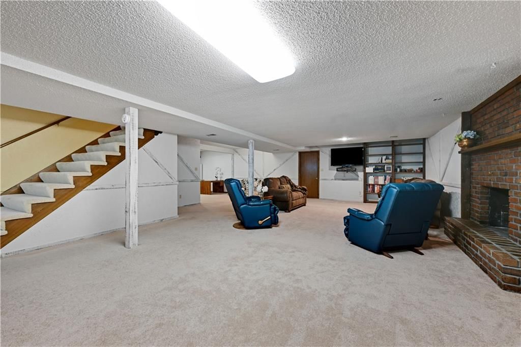 3451 S Scott Avenue — photo 31