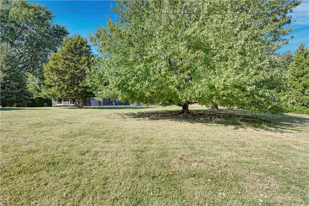 3451 S Scott Avenue — photo 44