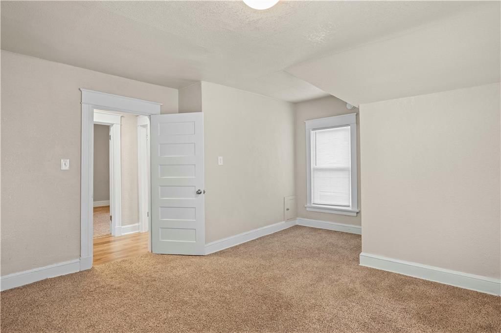 2319 Norton Avenue — photo 19