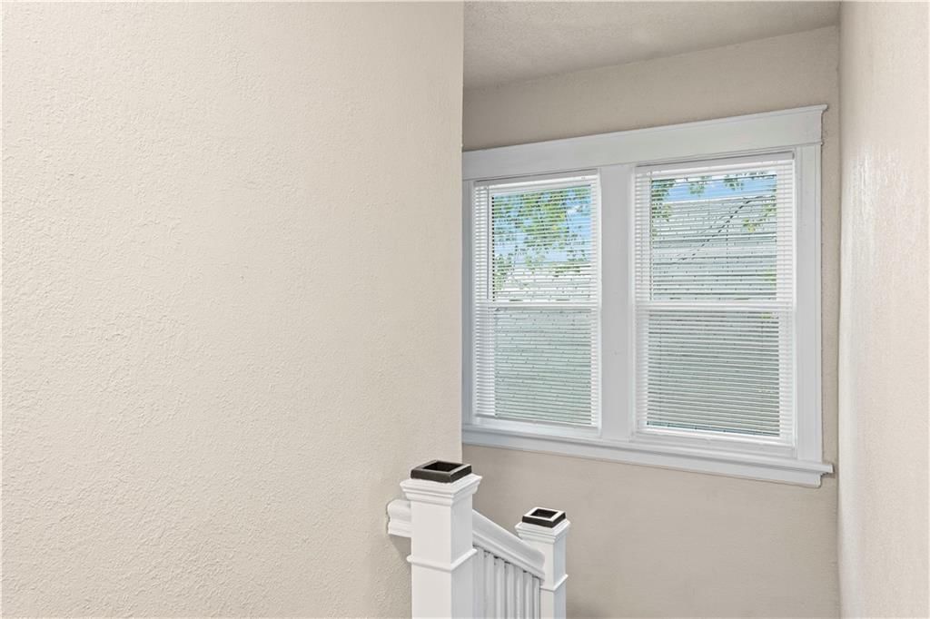 2319 Norton Avenue — photo 20