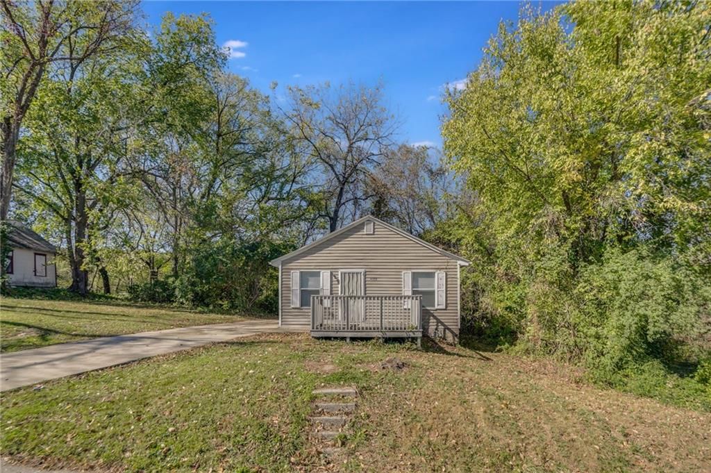 4132 Spruce Avenue — photo 4