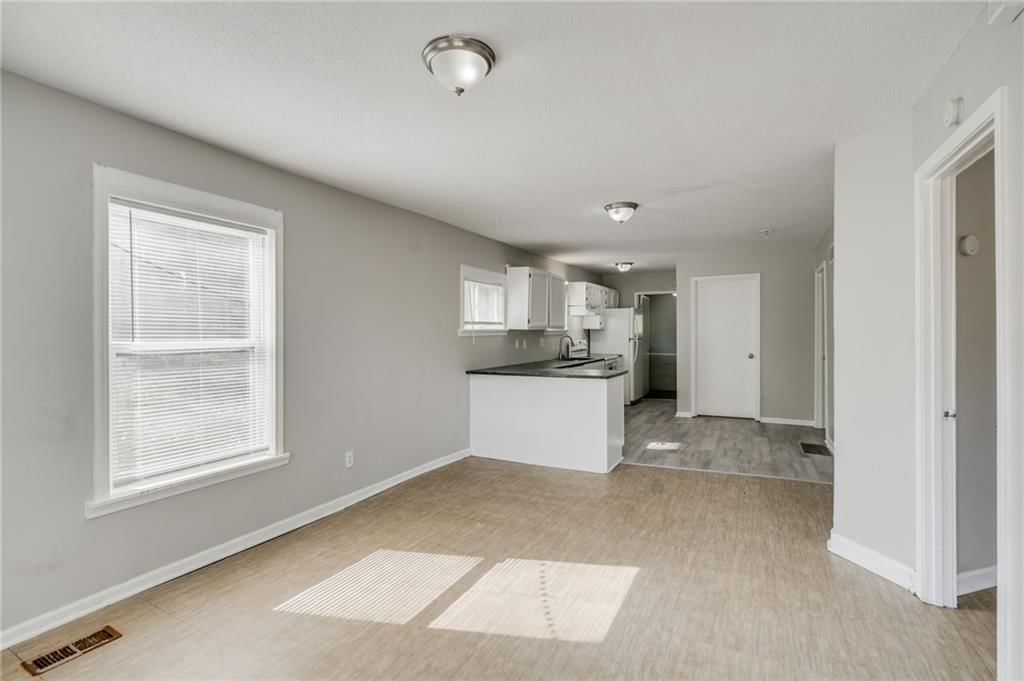 4132 Spruce Avenue — photo 5