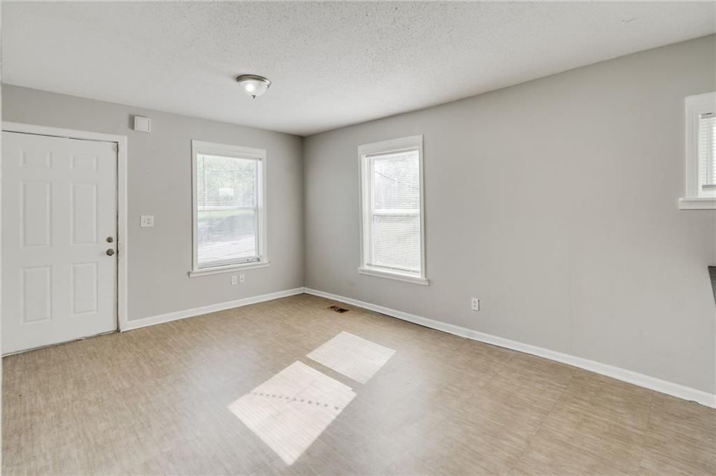 4132 Spruce Avenue — photo 6