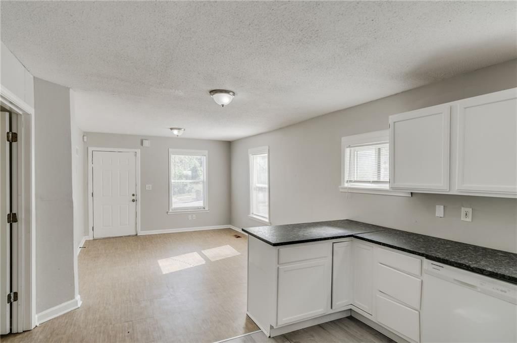 4132 Spruce Avenue — photo 9