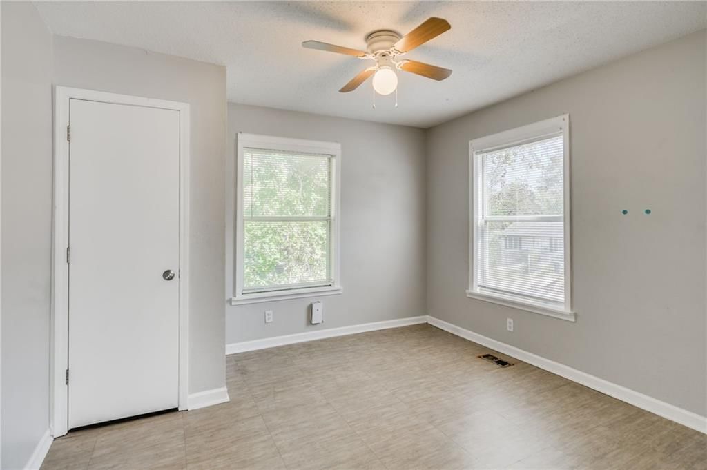 4132 Spruce Avenue — photo 11