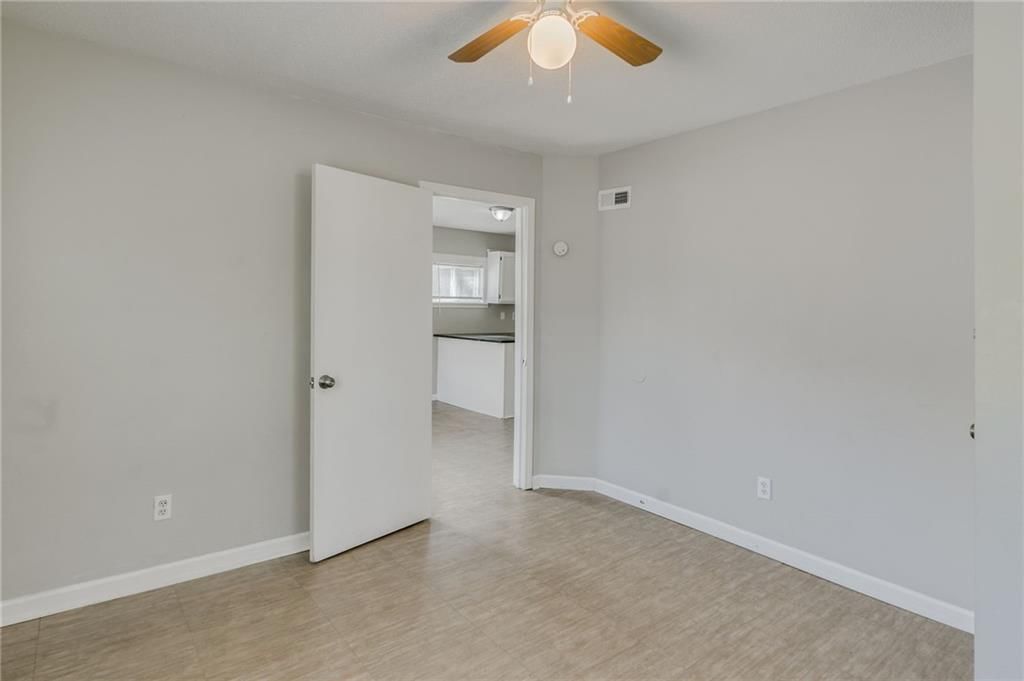 4132 Spruce Avenue — photo 12