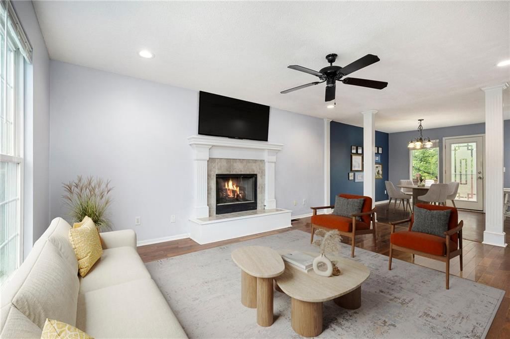 417 N Locust Street — photo 3
