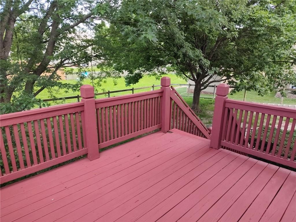 417 N Locust Street — photo 17