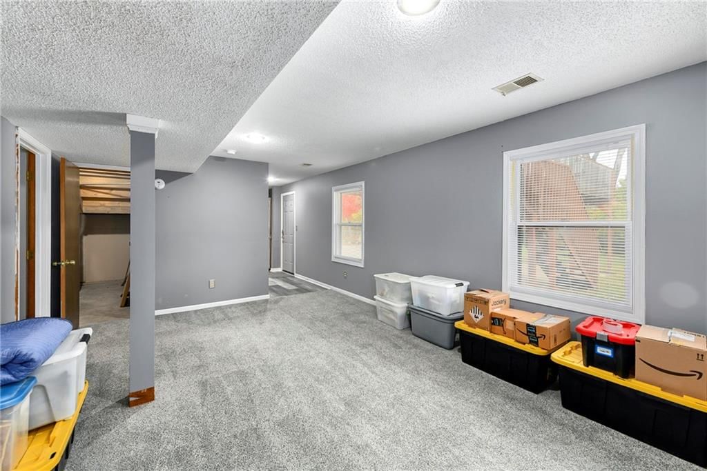 510 Thames Drive — photo 32