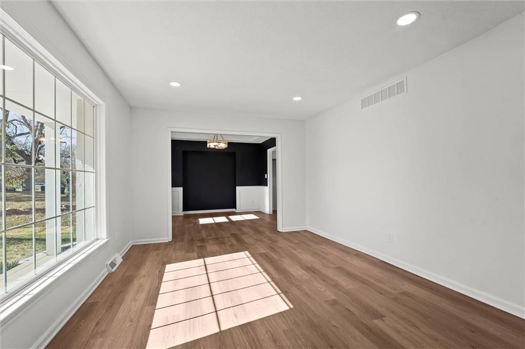1014 N Forest Lane — photo 5