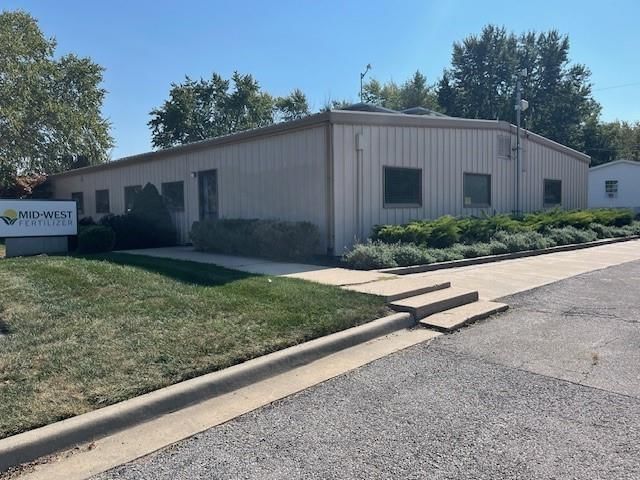 1105 Bapiste Drive — photo 2