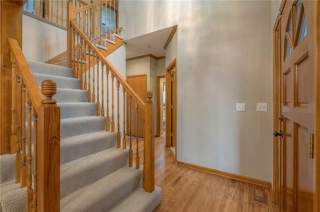 Photo 13 of 46 - 4405 Blue Jay Drive