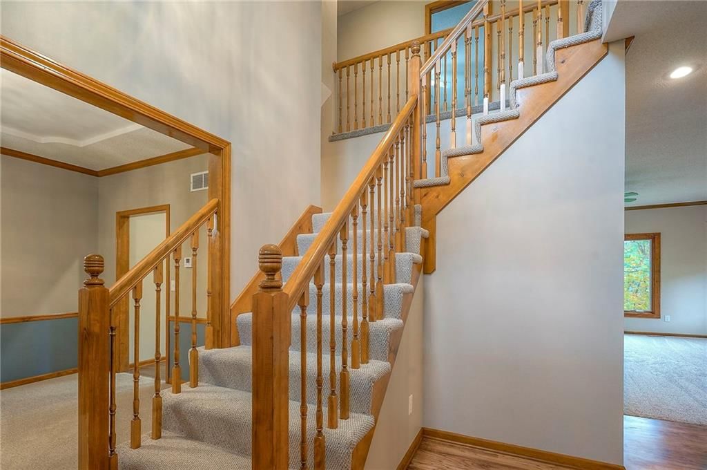 Photo 14 of 46 - 4405 Blue Jay Drive