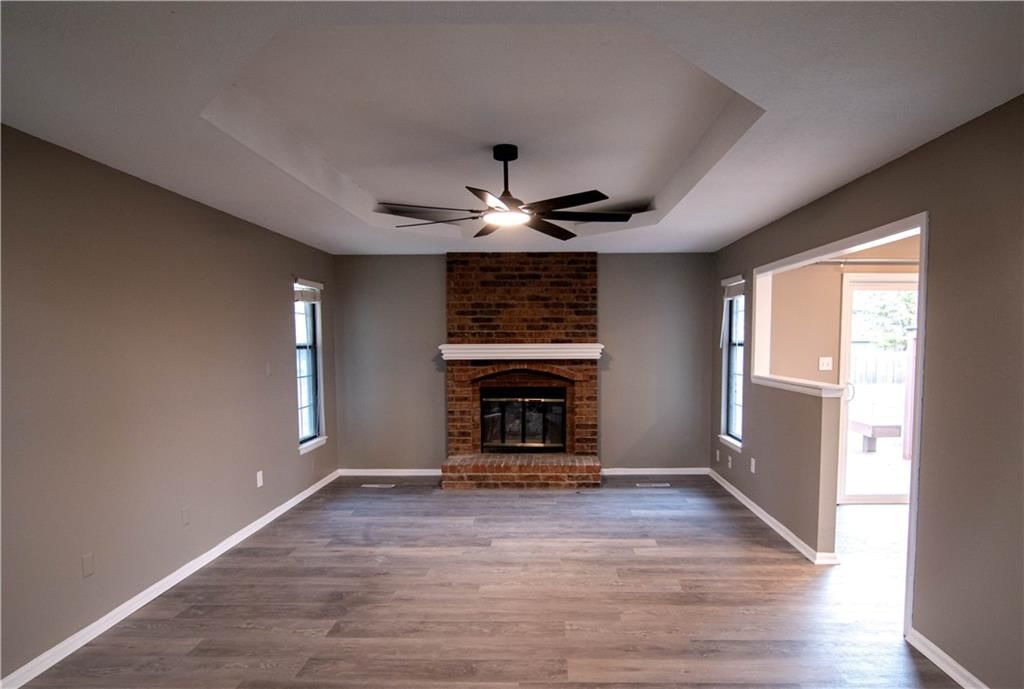 209 Williamsburg Drive — photo 4