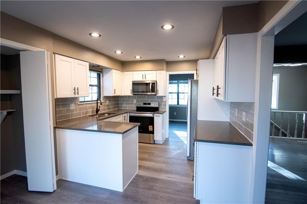 209 Williamsburg Drive — photo 5