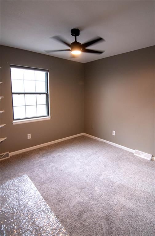 209 Williamsburg Drive — photo 14