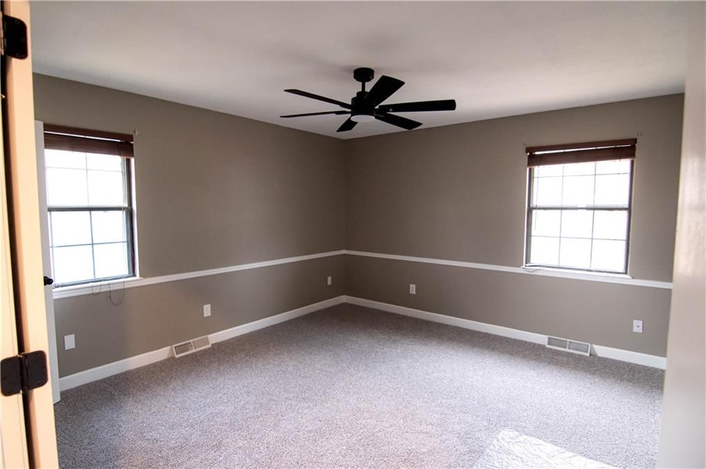 209 Williamsburg Drive — photo 16