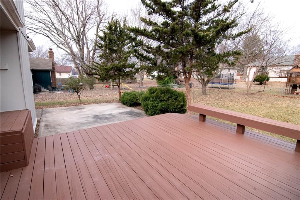 209 Williamsburg Drive — photo 26