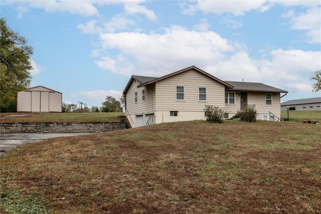 12009 Merritt Road, Grandview, MO