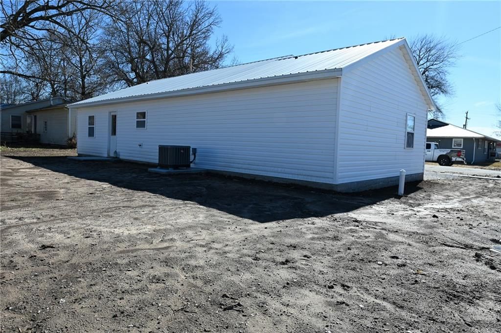 714 Broadway Street — photo 4