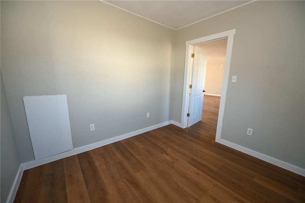 714 Broadway Street — photo 12