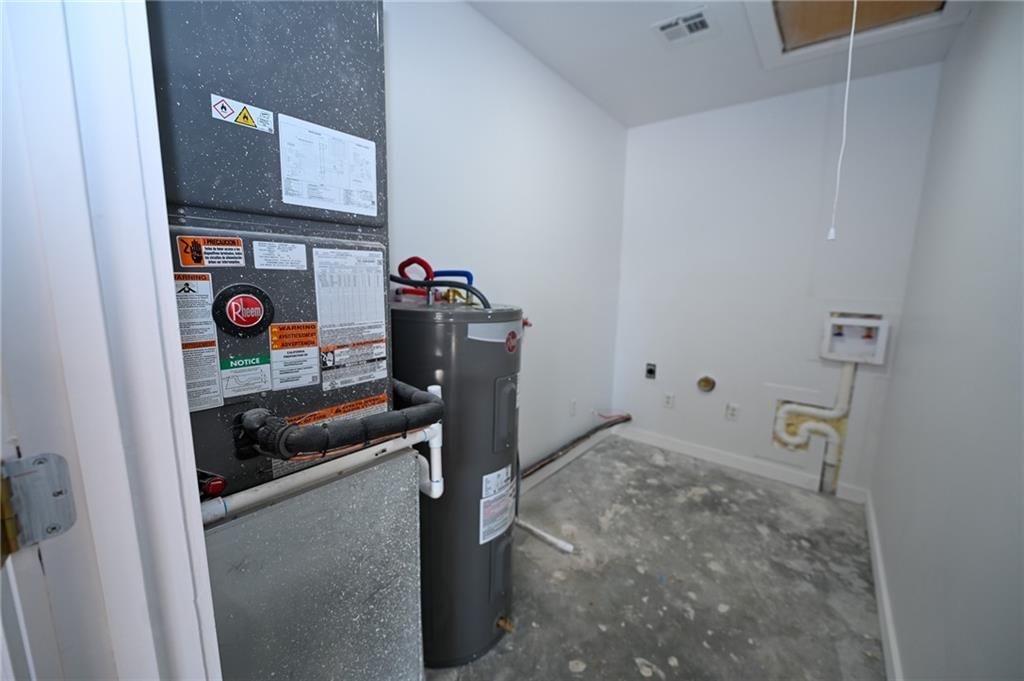 714 Broadway Street — photo 13