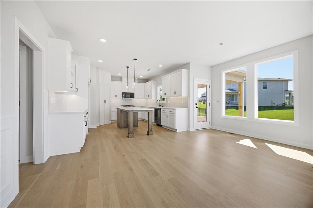 15379 W 171 Terrace — photo 16