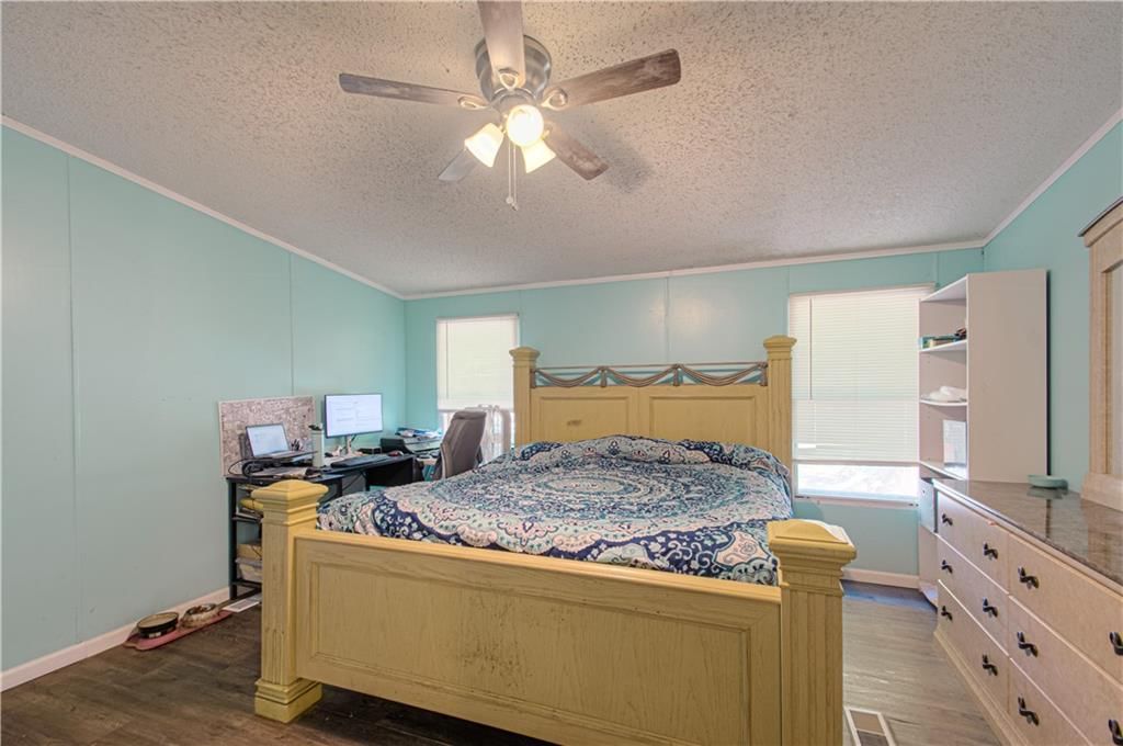 25109 Pleasant Valley Road — photo 15