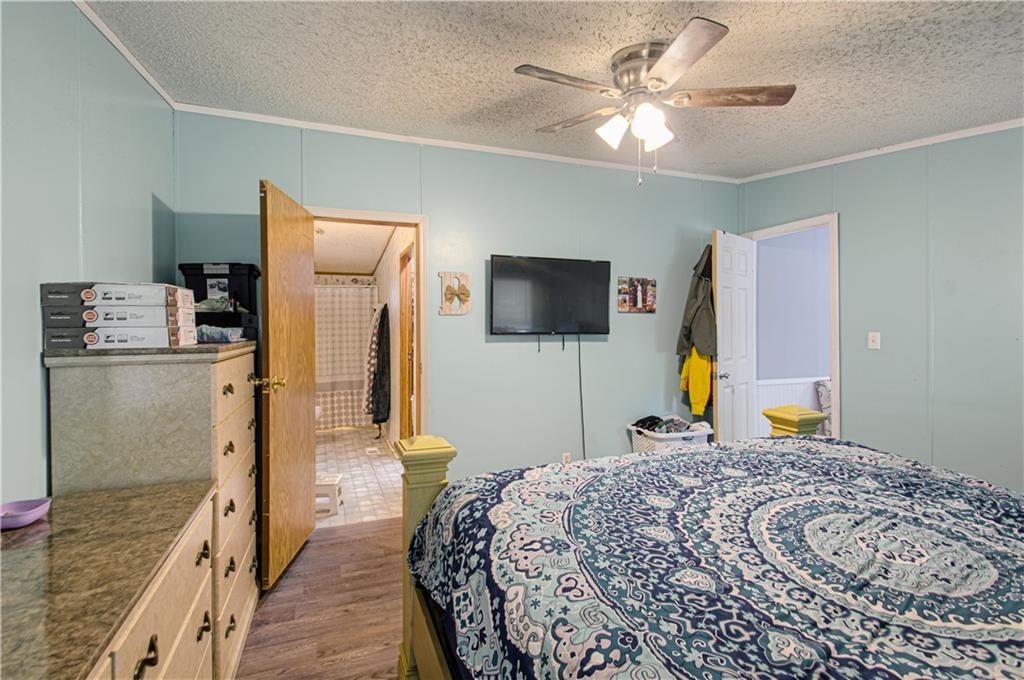 25109 Pleasant Valley Road — photo 16