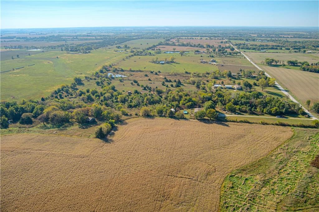 25109 Pleasant Valley Road — photo 41