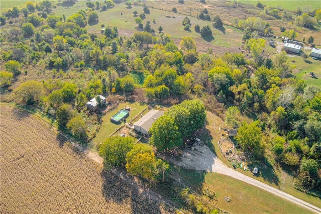 25109 Pleasant Valley Road — photo 43