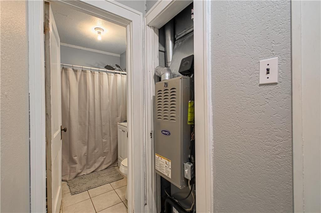 305 Walnut Street — photo 13