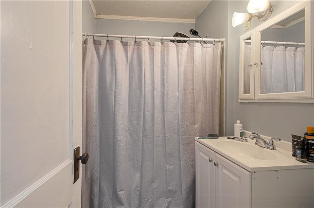305 Walnut Street — photo 14