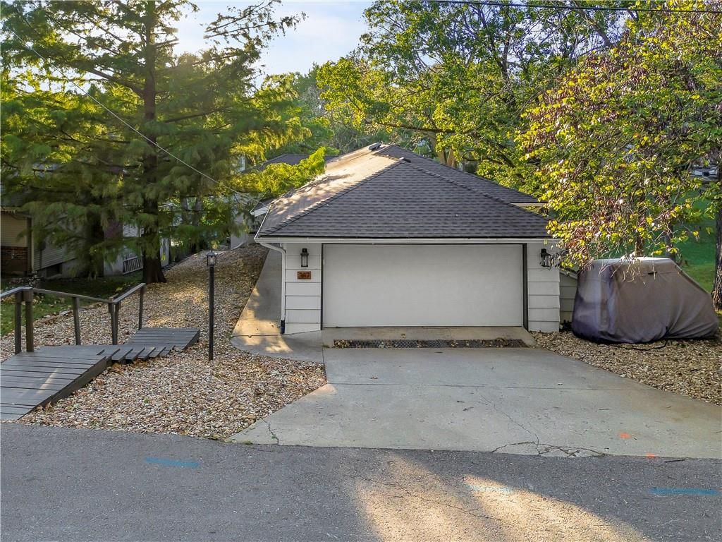 387 NW North Shore Drive — photo 4