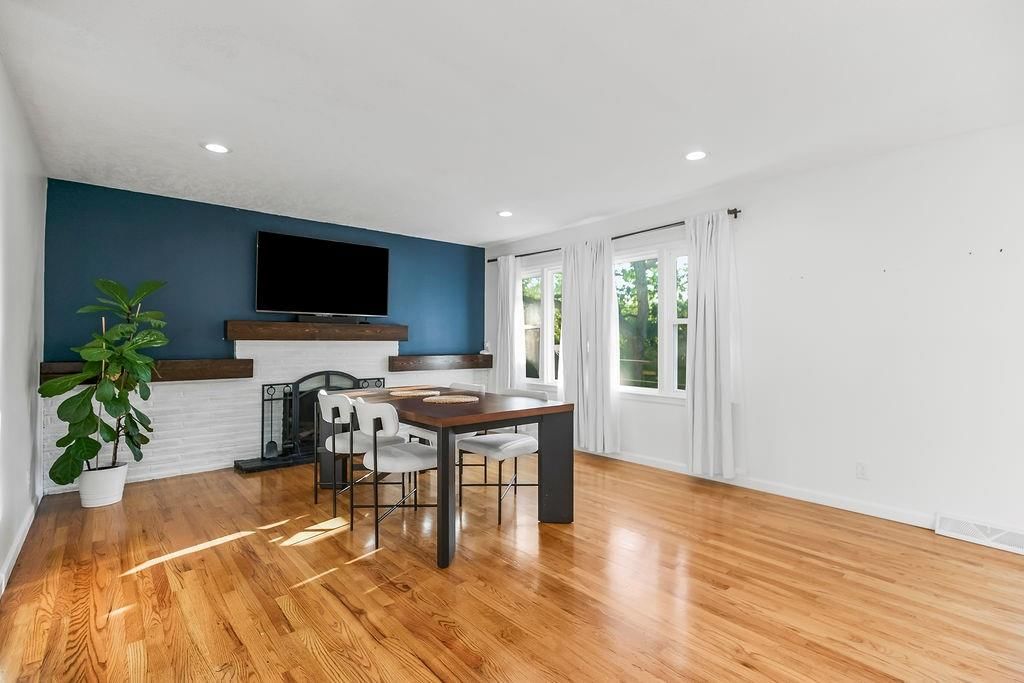 387 NW North Shore Drive — photo 10