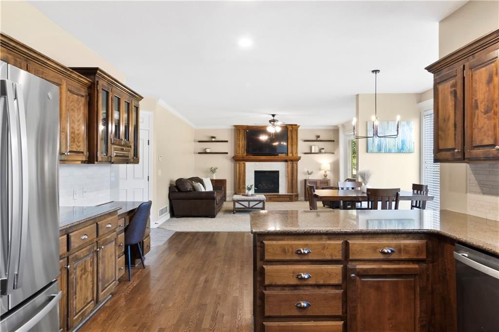 Photo 8 of 30 - 16045 NW 124th Street