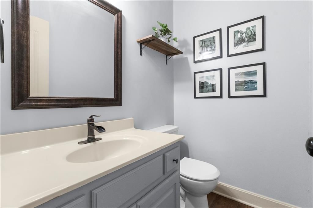 Photo 10 of 30 - 16045 NW 124th Street