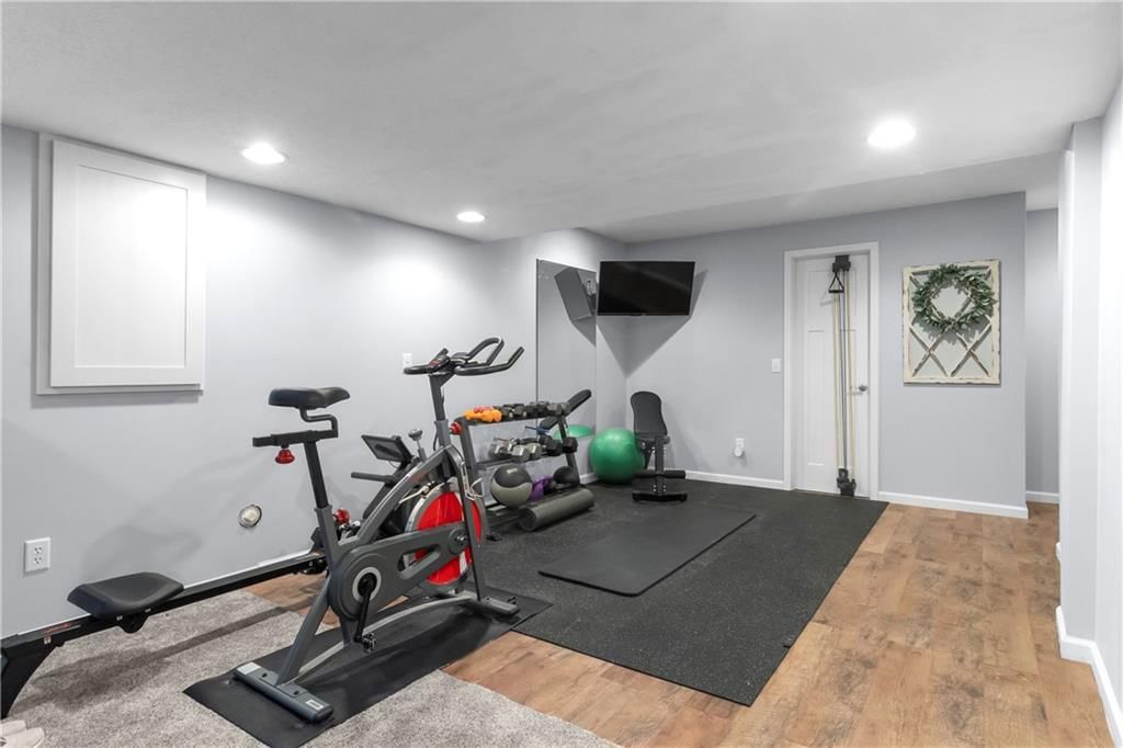 Photo 25 of 30 - 16045 NW 124th Street
