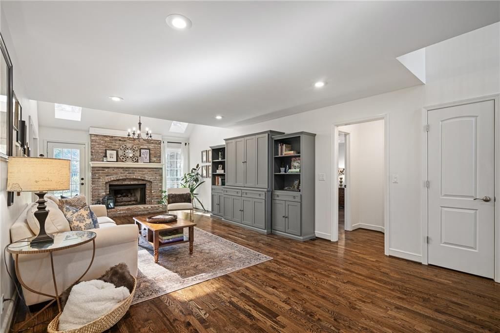 11422 Conser Street — photo 7
