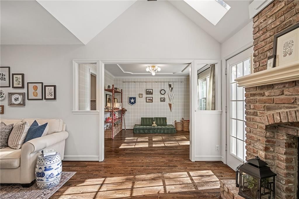 11422 Conser Street — photo 10