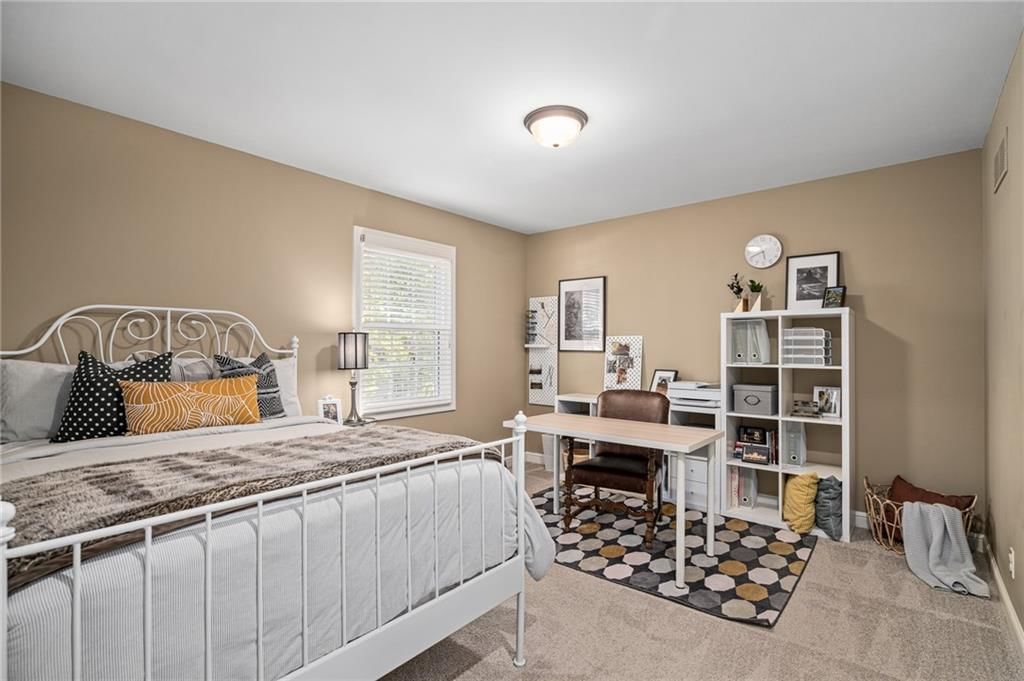 11422 Conser Street — photo 27