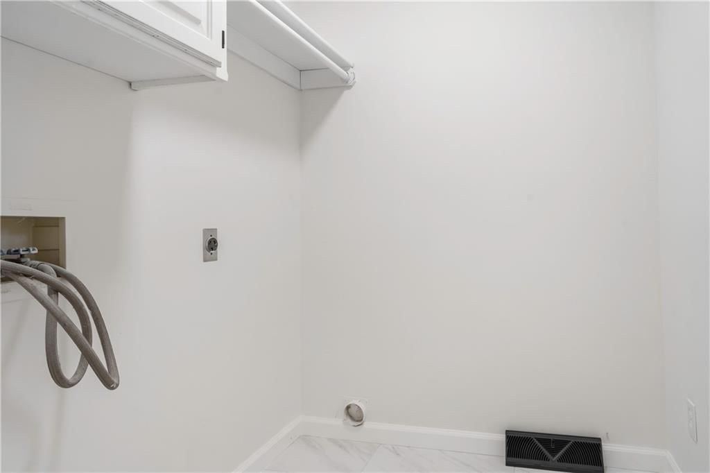 8707 N Lydia Avenue — photo 18
