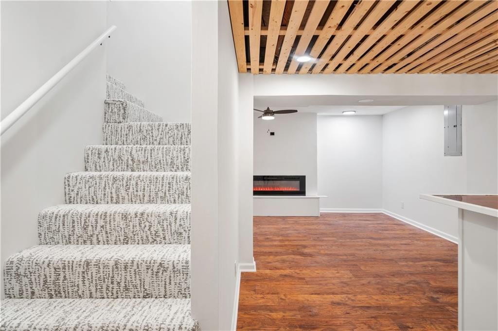 8707 N Lydia Avenue — photo 31